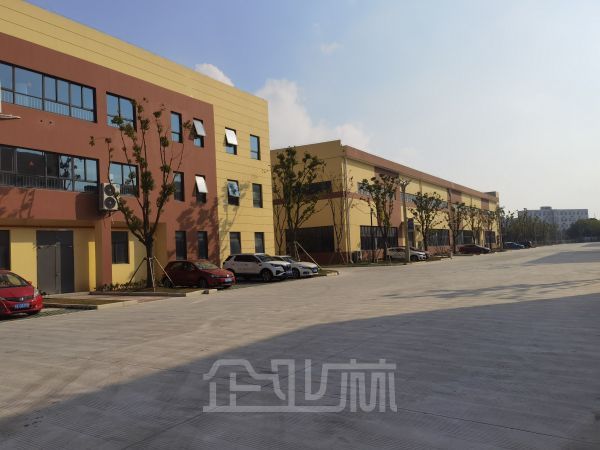 厂房正门图