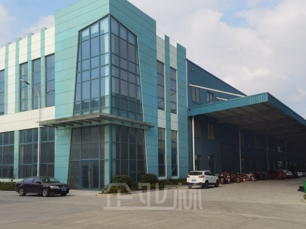 厂房正门图