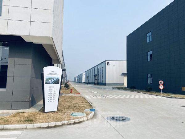 厂房正门图