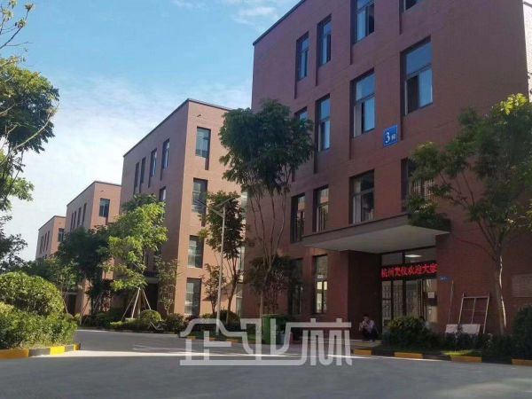 厂房正门图
