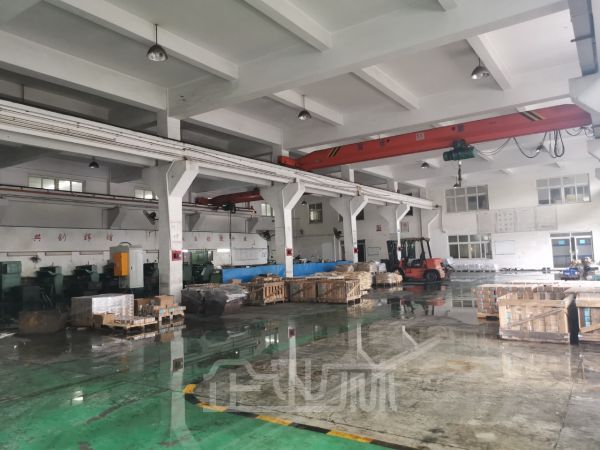 厂房正门图