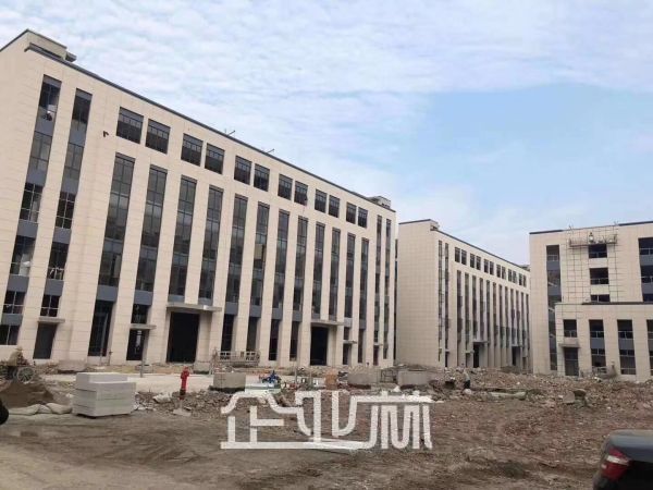 厂房正门图