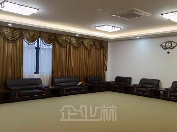 厂房正门图