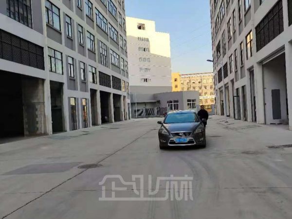 湖州南浔厂房出售，位置好，形象好，交通便利，配套齐全，有独立产证！