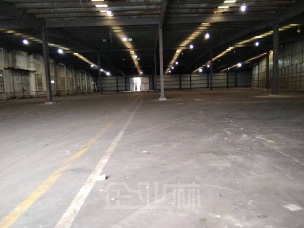 上海嘉定区安亭镇单层23000平米厂房出租  ， 可分割，证件全，无税收要求