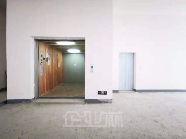 厂房正门图