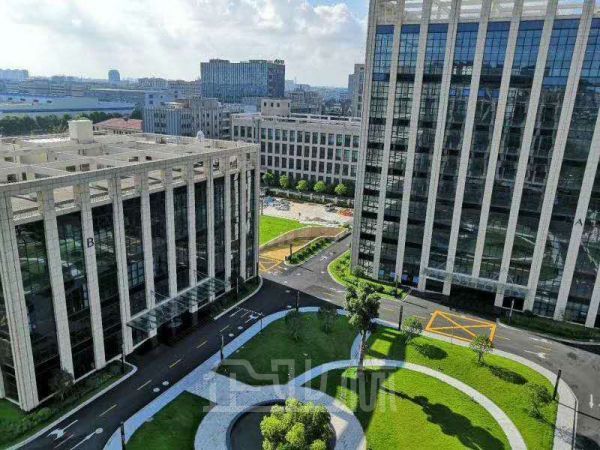 闵行浦江镇全新研发办公楼,甲级写字楼出租,超低单价!500-6000平,可分割!