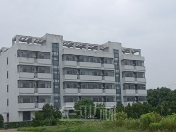 厂房正门图