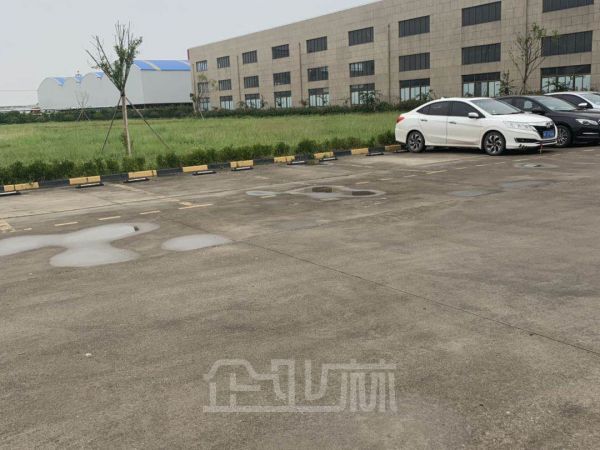 厂房正门图