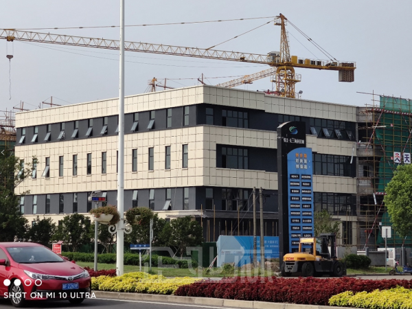 厂房正门图