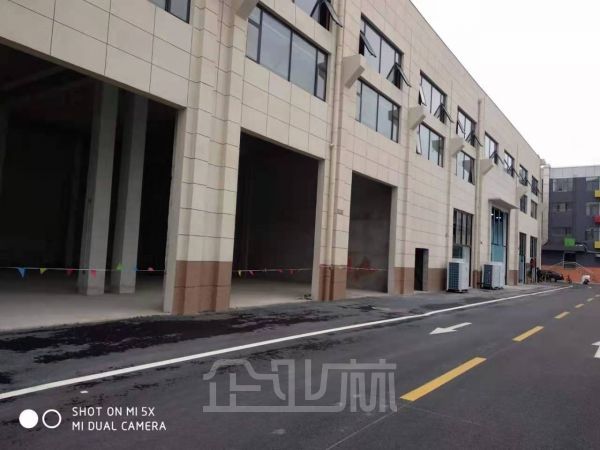 厂房正门图