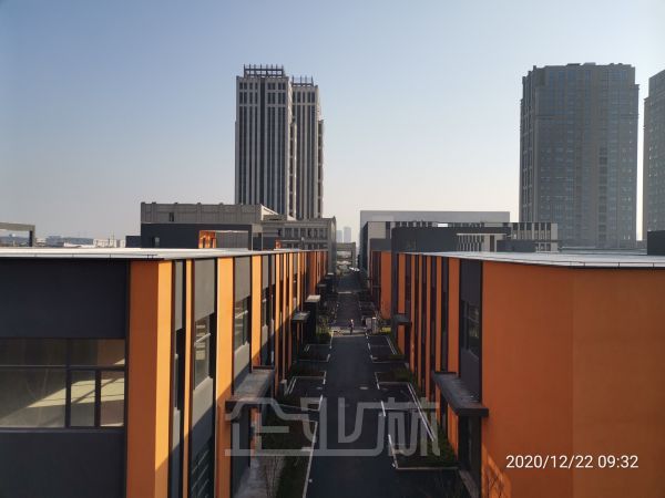 厂房正门图