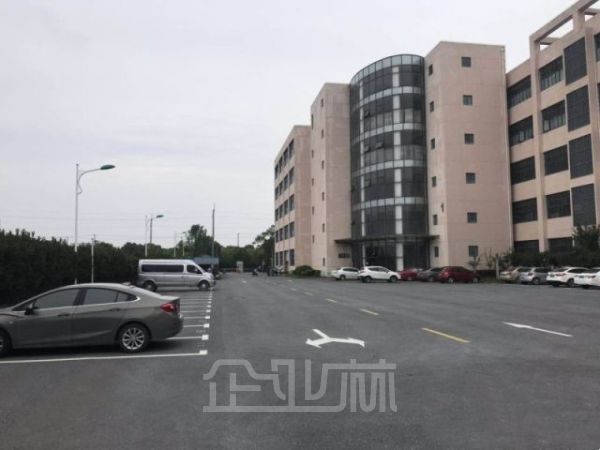 厂房正门图