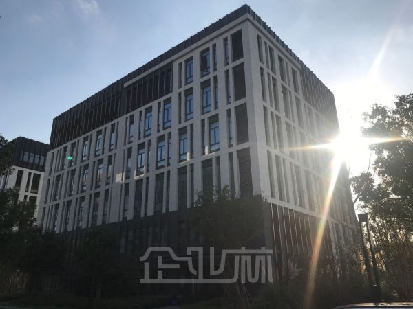 出售松江西部独栋厂房 960平起现房