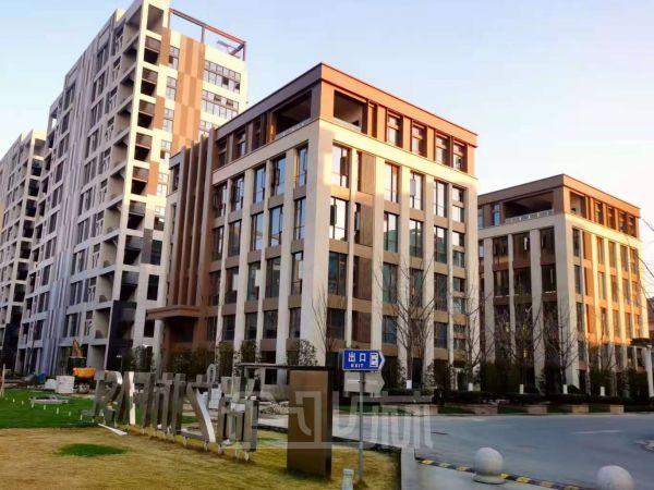 企业总部独栋办公2000平轻加工厂房一体化