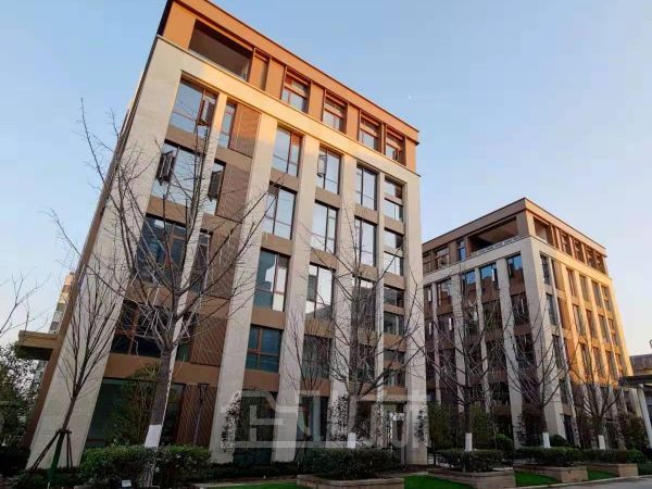 企业总部独栋办公2000平轻加工厂房一体化