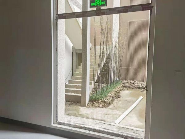 厂房正门图