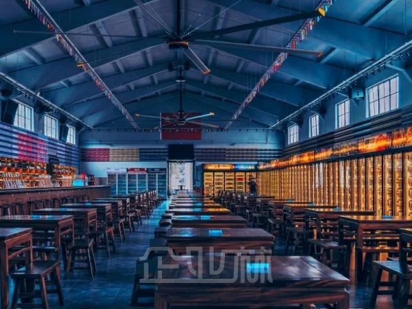 出租松江网红园区 招餐饮酒吧海鲜烧烤足浴游泳健身教培
