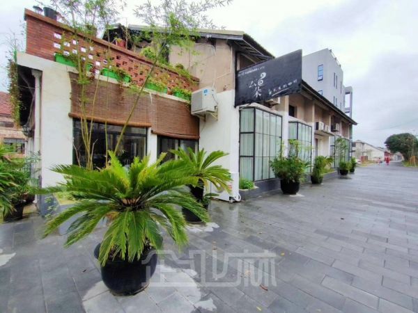出租松江网红园区 招餐饮酒吧海鲜烧烤足浴游泳健身教培