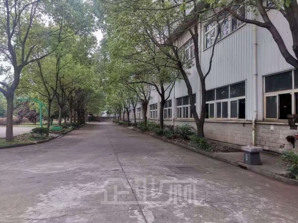 厂房正门图
