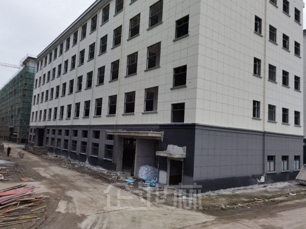 厂房正门图