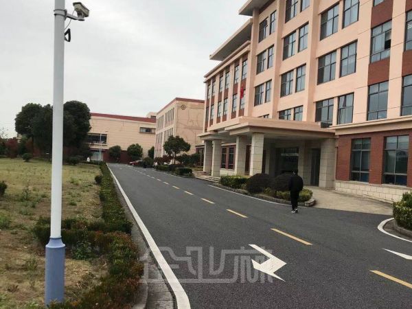 厂房正门图