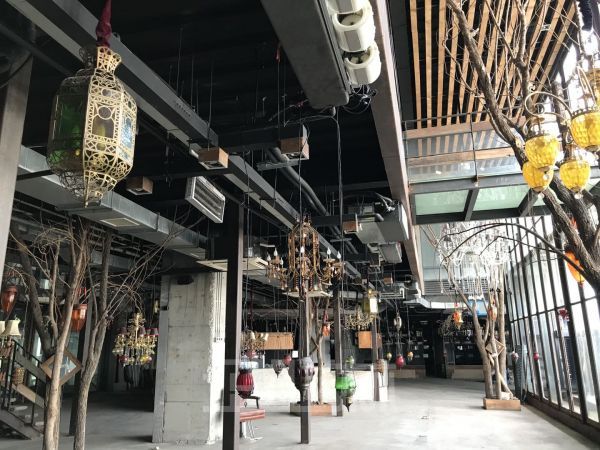 厂房正门图
