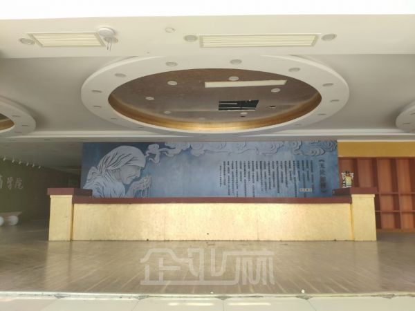 出租青浦3070平独栋 精装修 可做商学院办公展厅摄影等