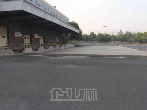 厂房正门图