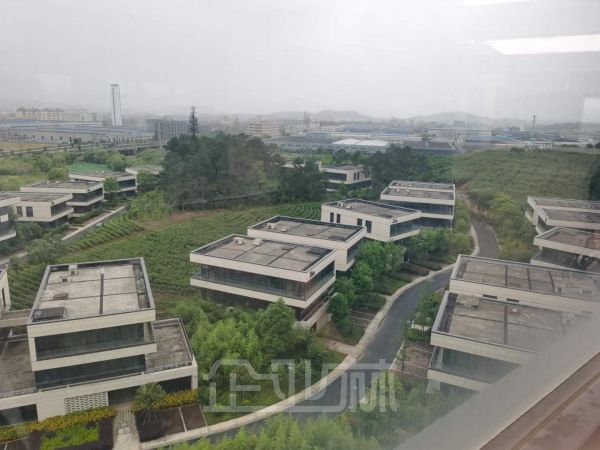 厂房正门图