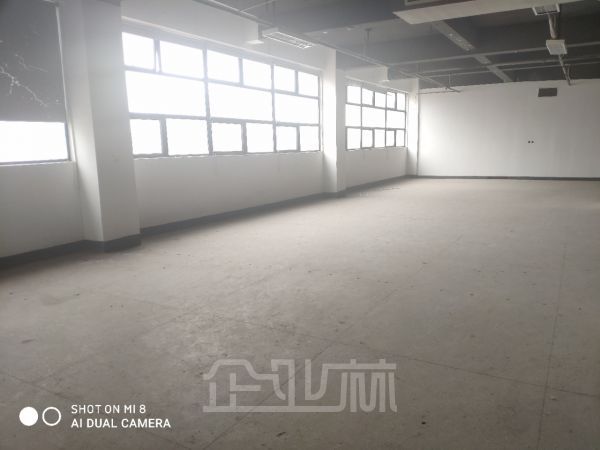 厂房正门图