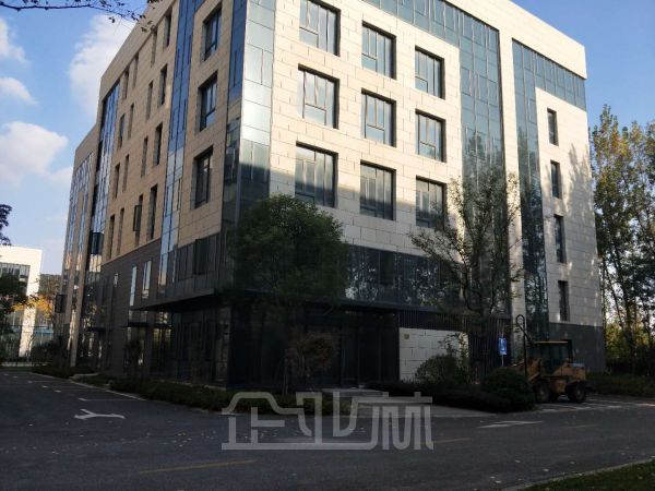 厂房正门图