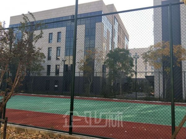 厂房正门图