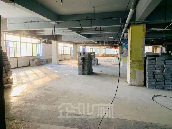 厂房正门图