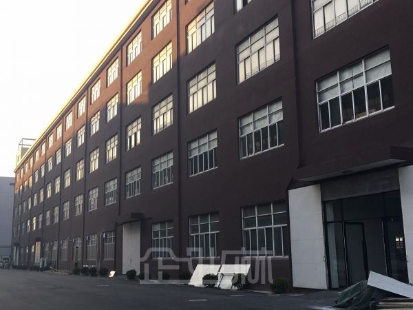 厂房正门图