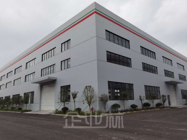 小户型单层全新标准厂房1300平，首付三层，最后两套