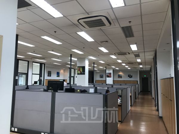 上海嘉定工业区150亩土地带厂房出售