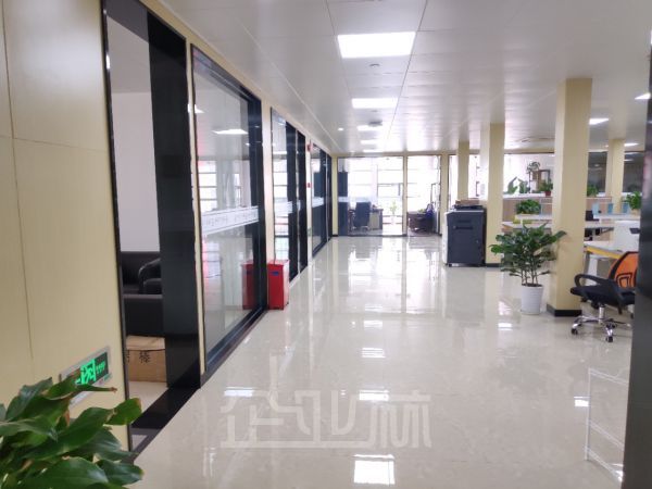 办公正门图