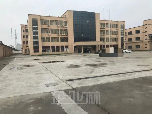 厂房正门图