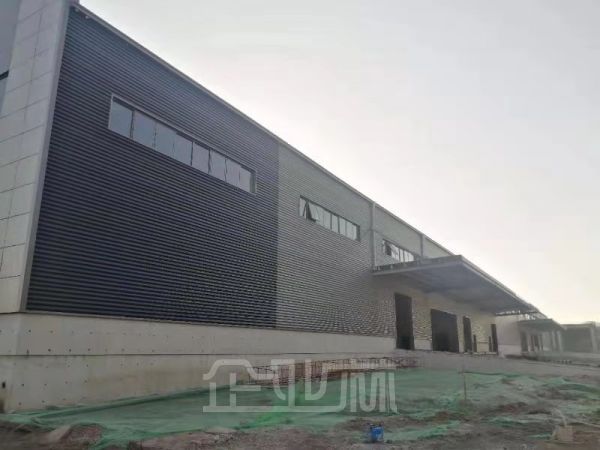 厂房正门图