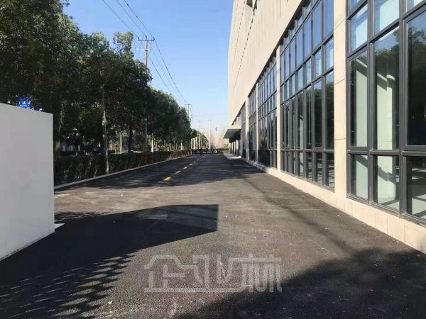 厂房正门图