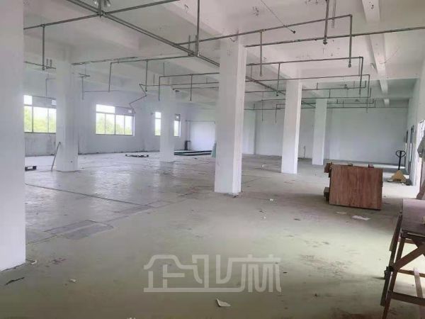 厂房正门图