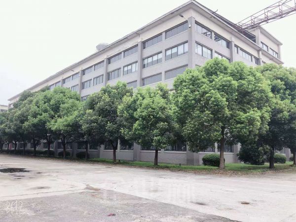 厂房正门图