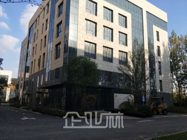 厂房正门图