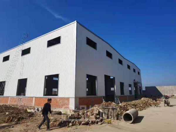 出租 无锡宜兴和桥闸口镇5500平单层标准厂房 层高12米 可装行车