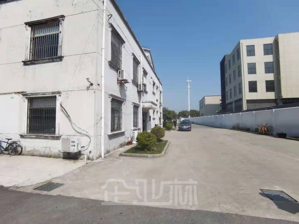 出租 松江李塔汇2400单层火车头厂房 无立柱 104地段
