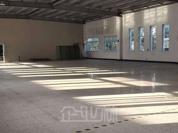 厂房正门图