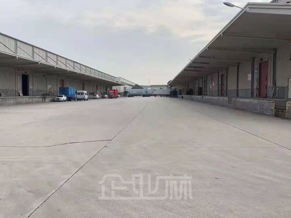 仓库正门图