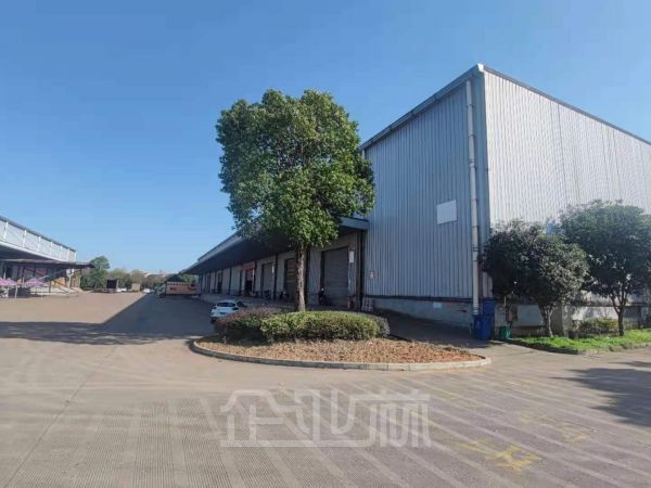 厂房正门图