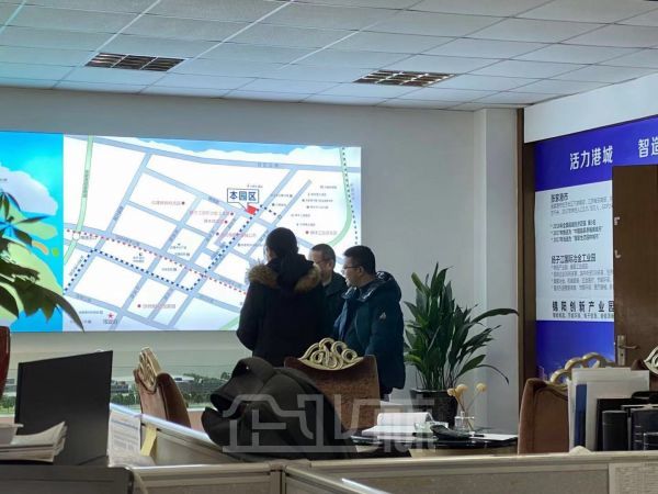 厂房正门图
